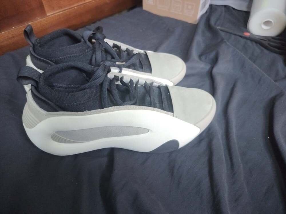 Adidas Harden Vol. 8 Feather Grey Basketball Shoes IG6649